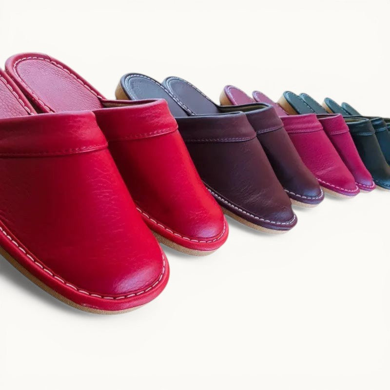 Affordable PU Leather Slipper Men's Home Shoes Winter Waterproof Slippers Unisex Indoor Shoes Room Guest Slipper Man Flip Flops