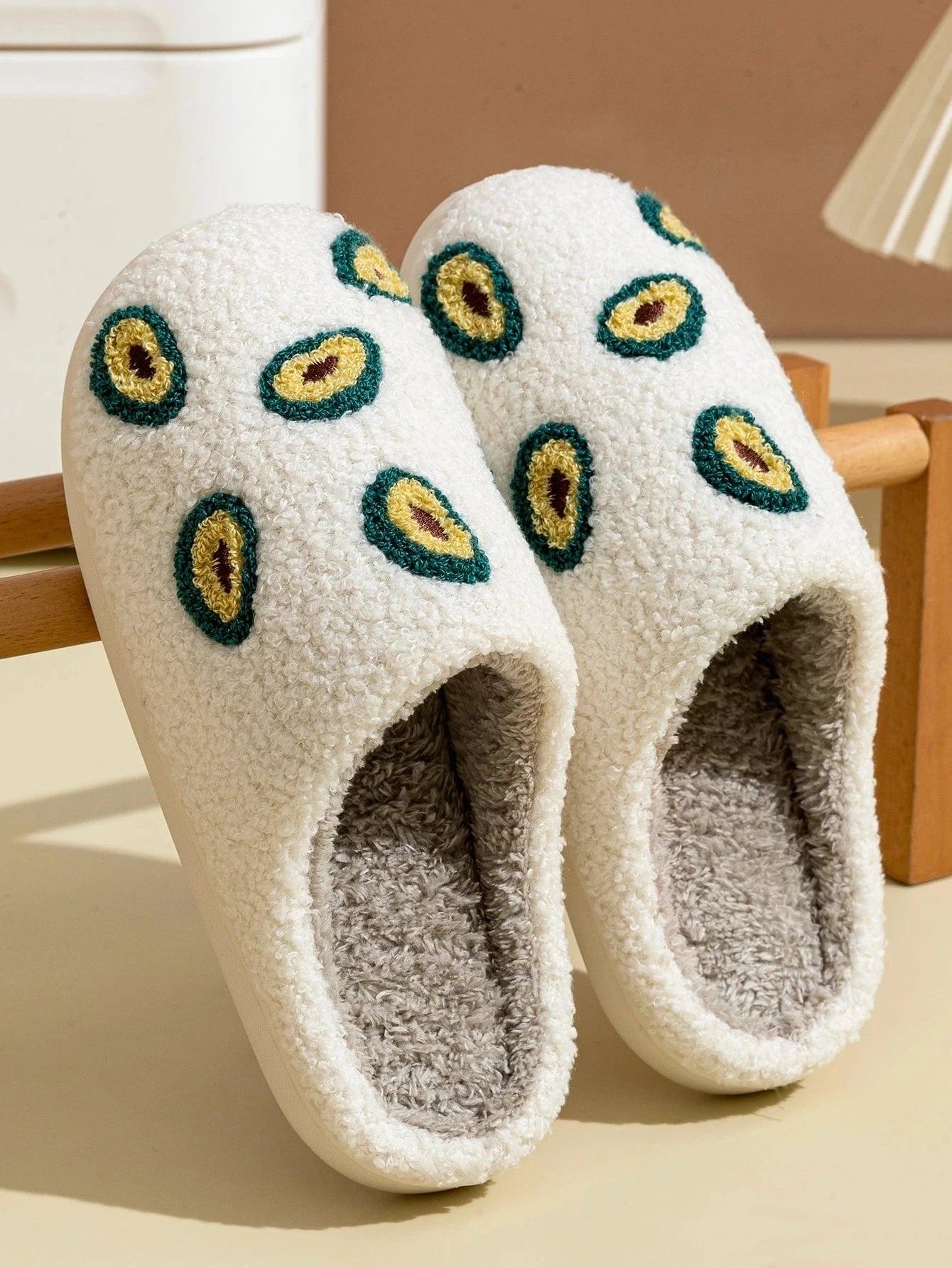 Chaussons femme hiver | Avocat et confort