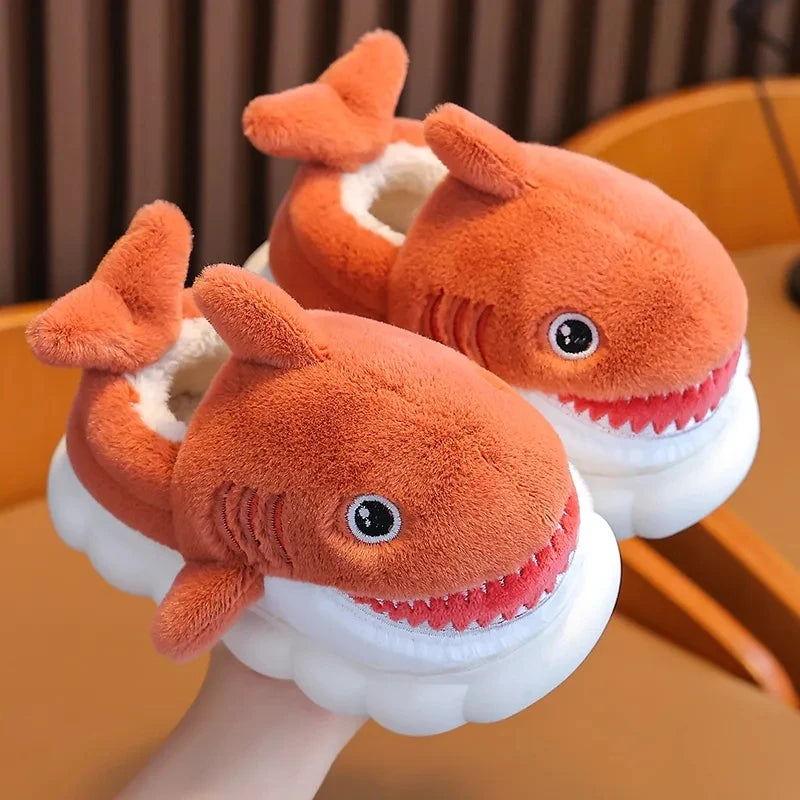 Pantoufles requin