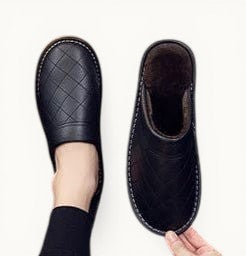 Chausson en Cuir Polaire Noir / 35-36