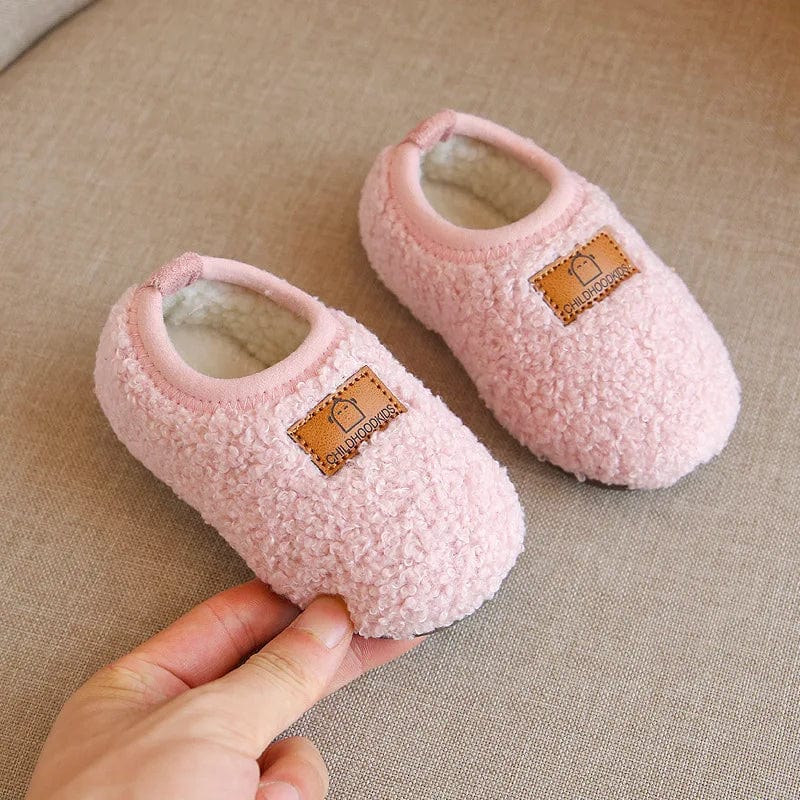 Chaussons Bébés en Moumoute Rose 1 / 18