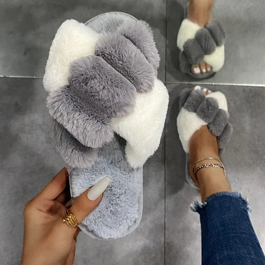 Chaussons claquette bi-color fluffy Gris / 35-36