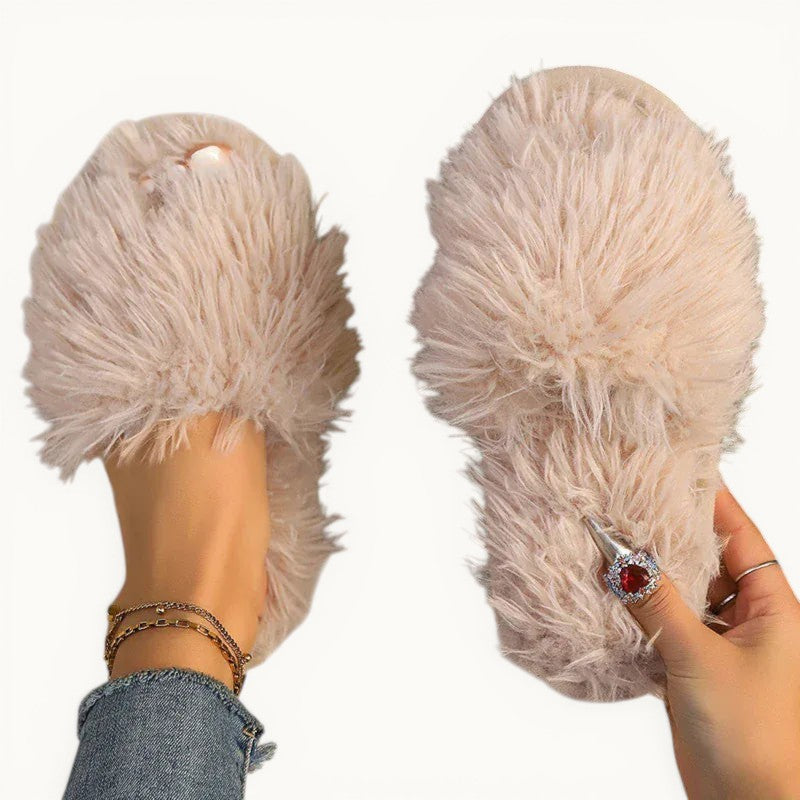 Chaussons en fourrure femme Crème / 35-36