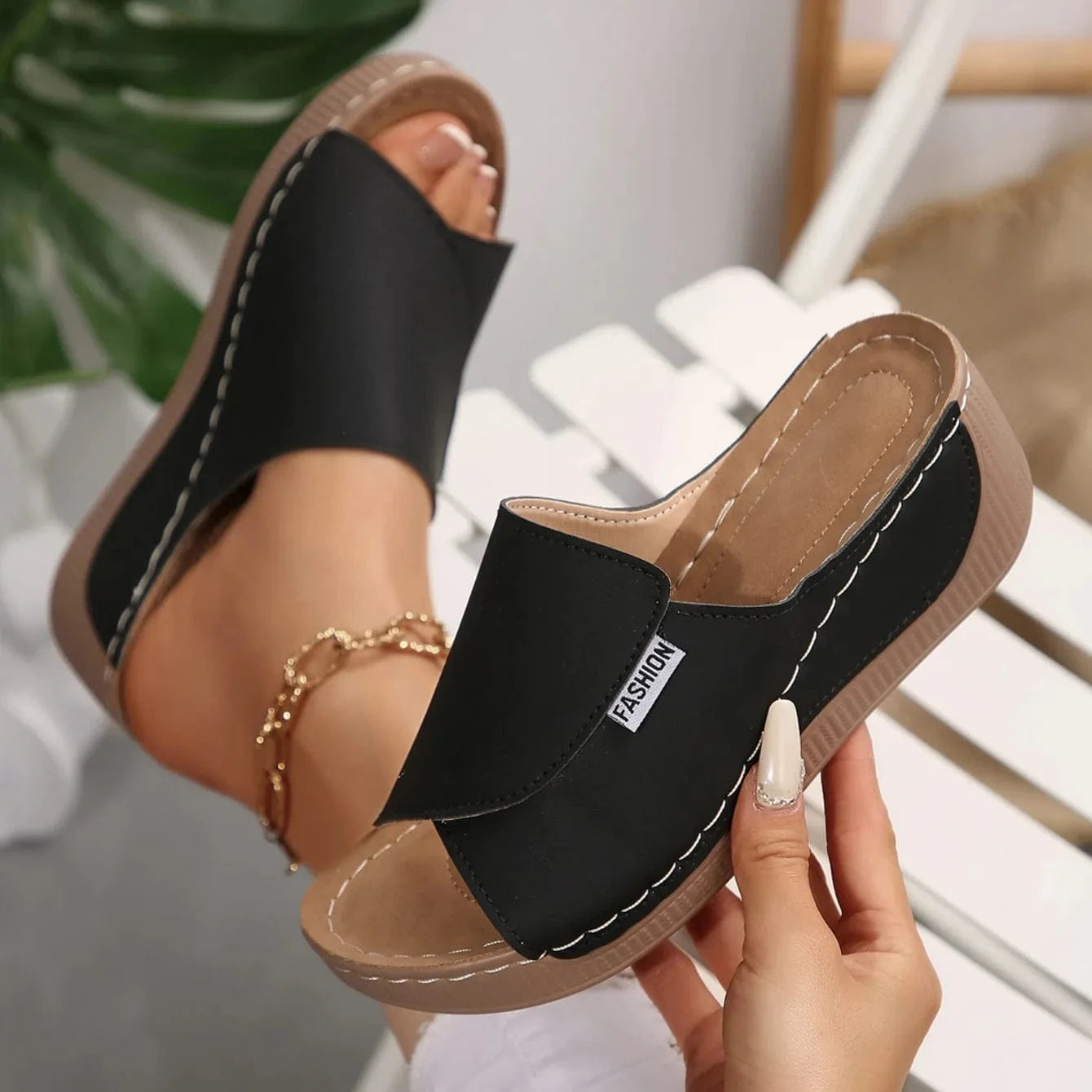 Chaussons femme | Compensés cuir PU