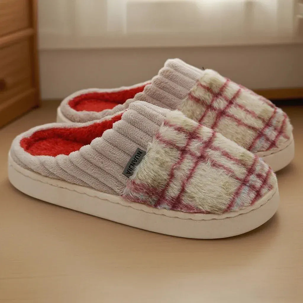 Chaussons fourrés femme - Plitch