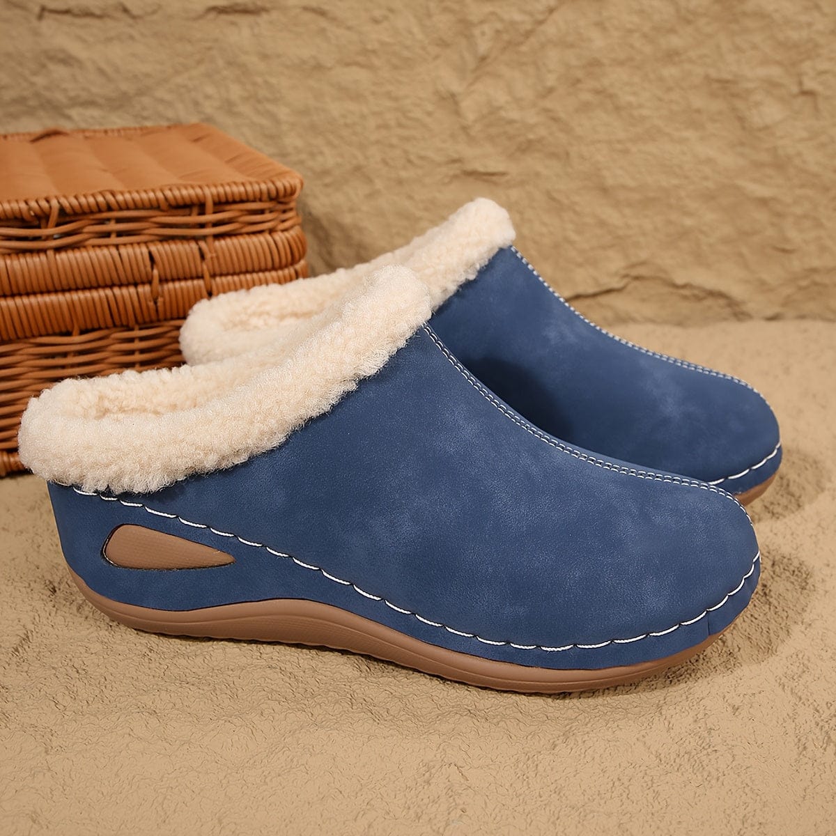Chaussons sabots fourrés femme Bleu marine / 34-35